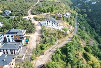 SÖĞÜTLÜ'DE SATILIK İMARLI ARSA — TRABZON / AKÇAABAT / SÖĞÜTLÜ/ORTAMAHALLE M — Satılık — Coldwell Banker Lika ilanı